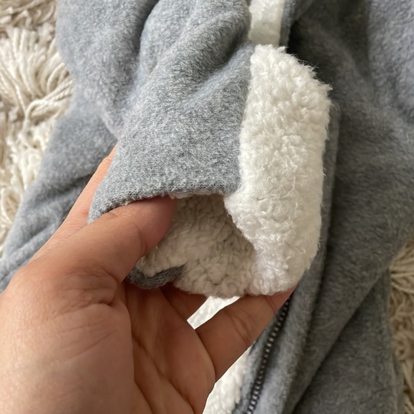 Baby gap winter suit / coat size 3-6m - Picture 6 of 6